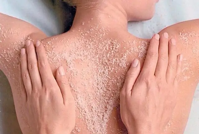 Higiene profesional sanitaria corporal con peeling químico / orgánicoEspalda completa